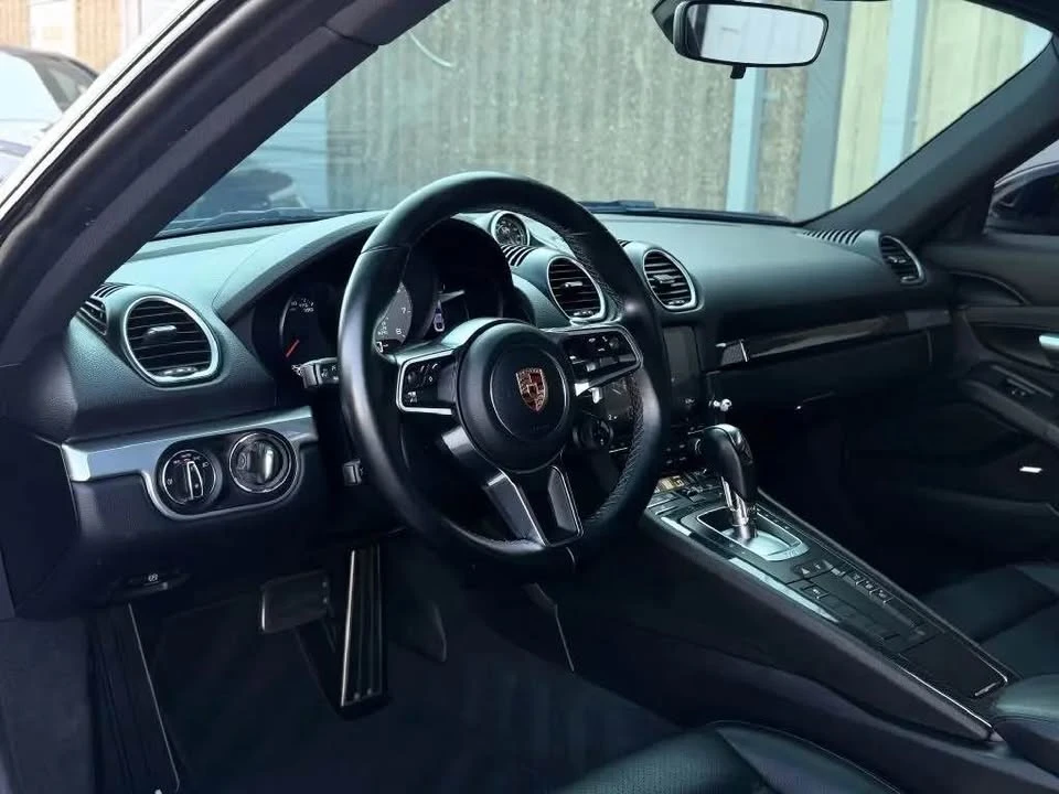 2018 Porsche 718 Cayman S - Image 8 of 15