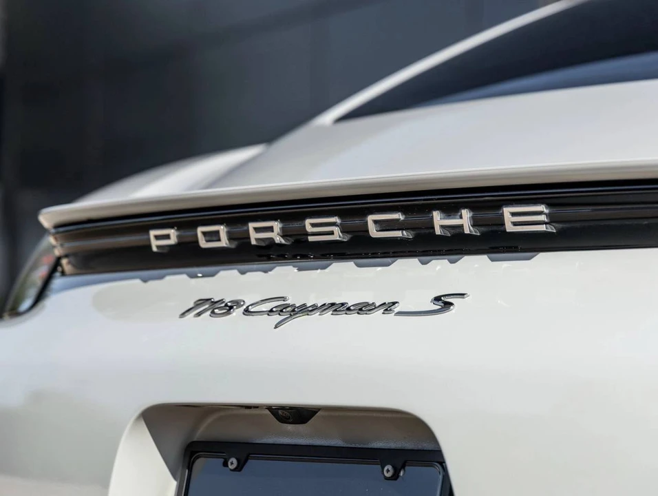 2018 Porsche 718 Cayman - Image 17 of 31