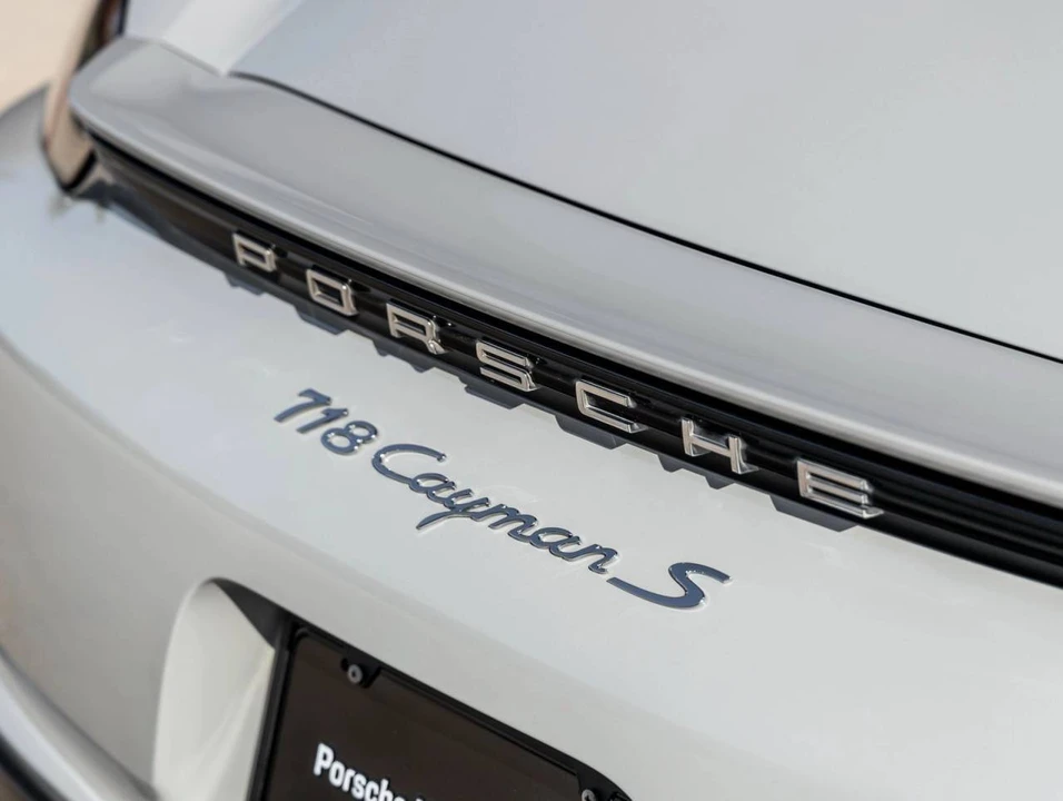 2018 Porsche 718 Cayman - Image 18 of 31