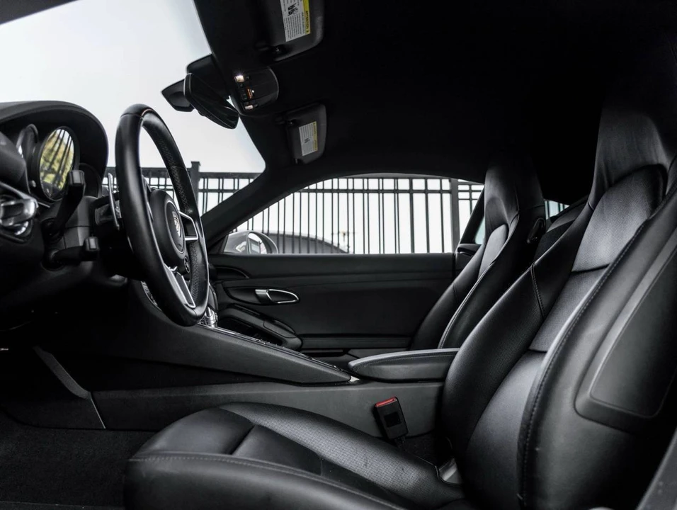 2018 Porsche 718 Cayman - Image 23 of 31