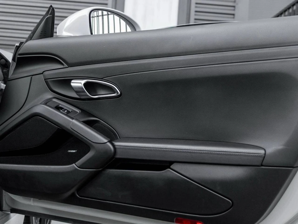 2018 Porsche 718 Cayman - Image 14 of 31