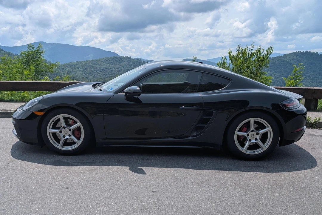 2018 Porsche 718 Cayman S - Image 3 of 31