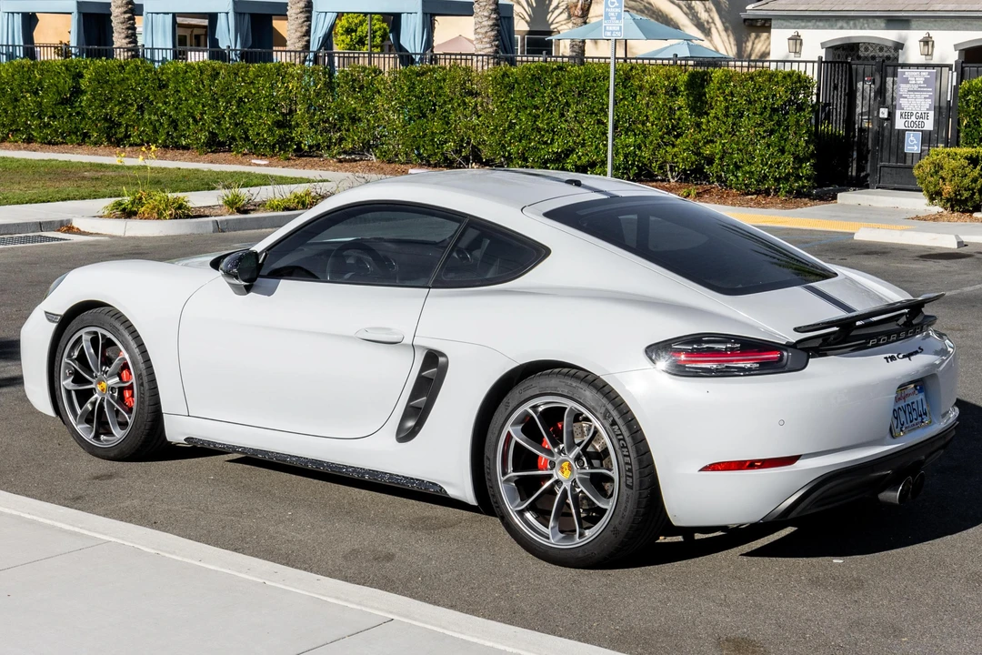 2018 Porsche 718 Cayman S - Image 3 of 31