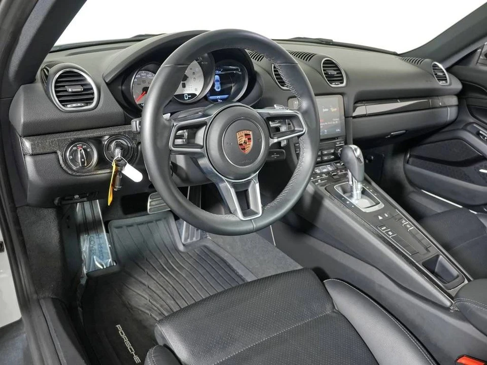 2018 Porsche 718 Cayman S - Image 4 of 5