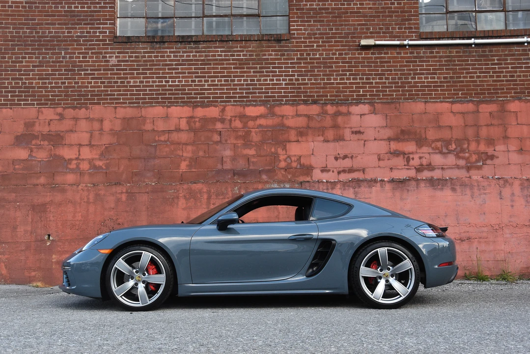 2018 Porsche 718 Cayman S - Image 7 of 31