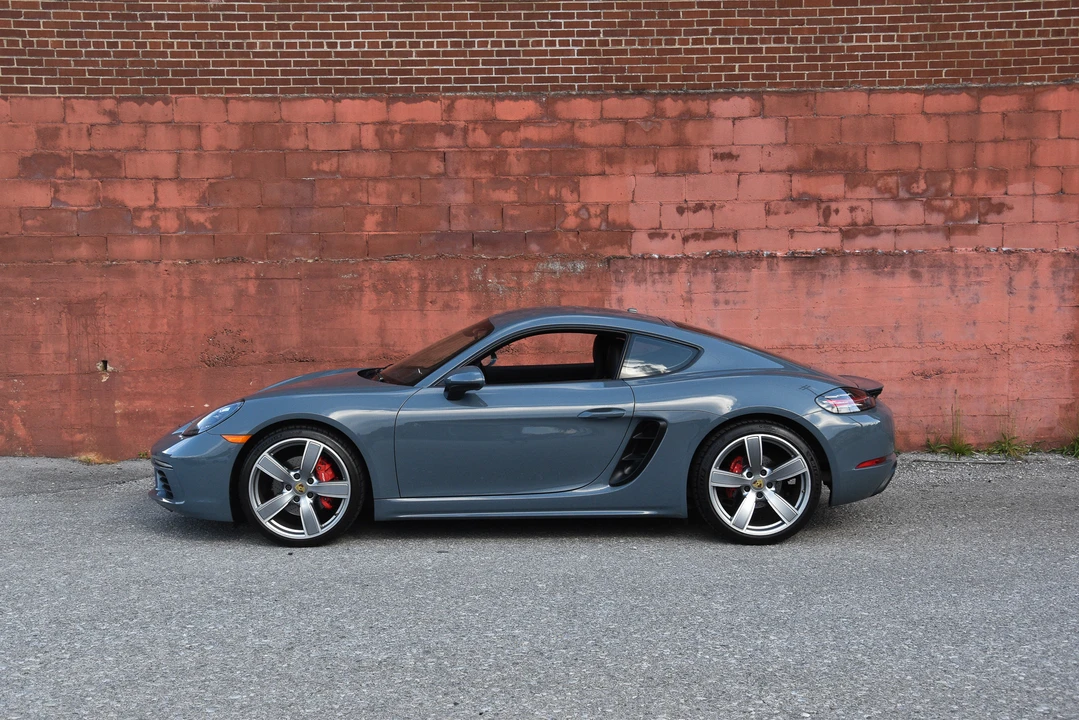 2018 Porsche 718 Cayman S - Image 10 of 31