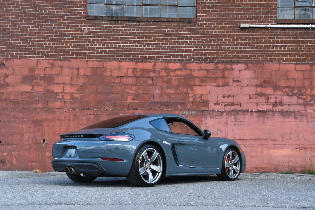 2018 Porsche 718 Cayman S - Image 24 of 31