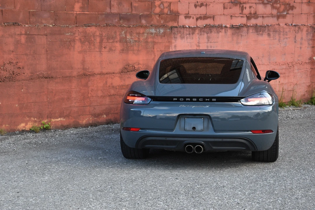 2018 Porsche 718 Cayman S - Image 22 of 31