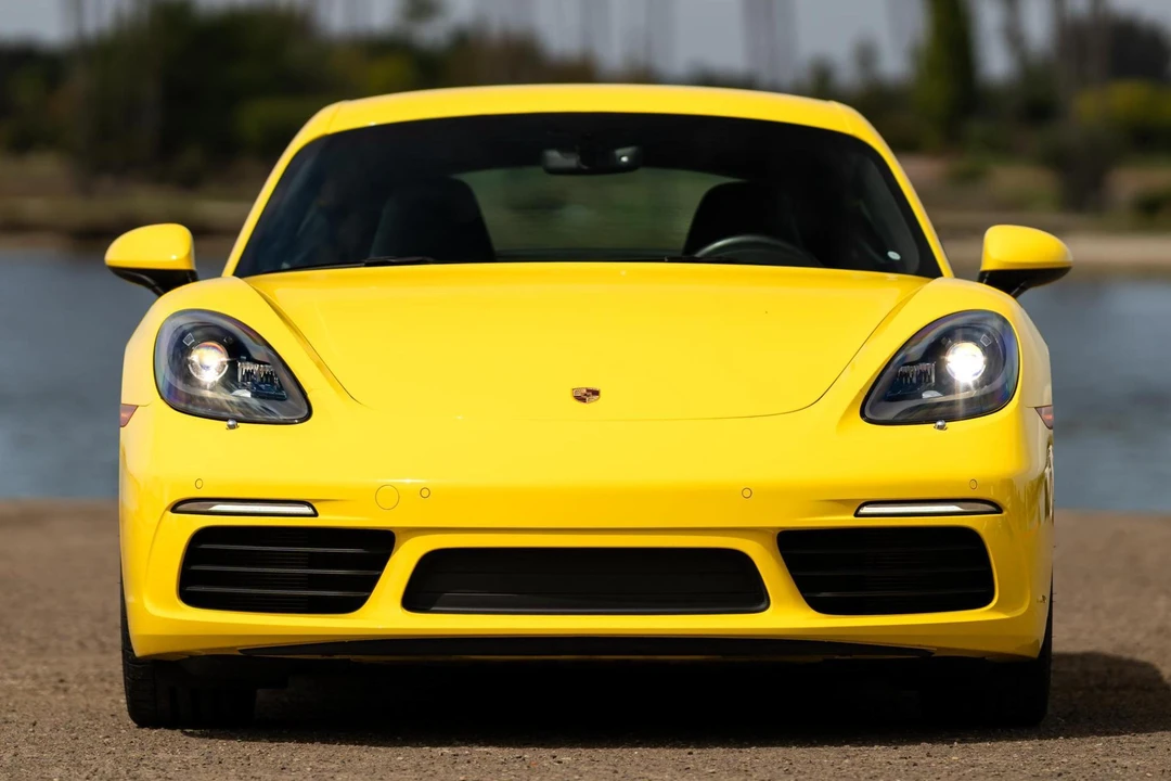 2018 Porsche 718 Cayman S - Image 2 of 31