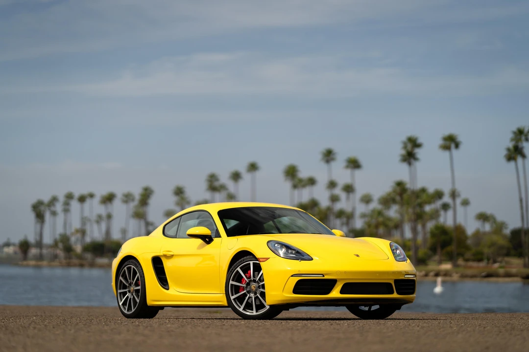 2018 Porsche 718 Cayman S - Image 9 of 31