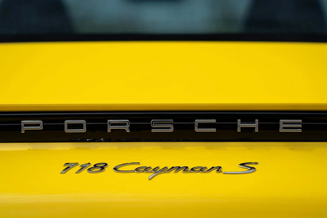 2018 Porsche 718 Cayman S - Image 24 of 31