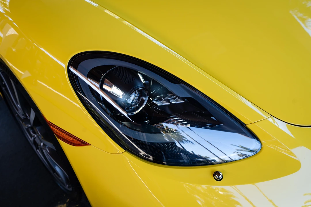 2018 Porsche 718 Cayman S - Image 12 of 31