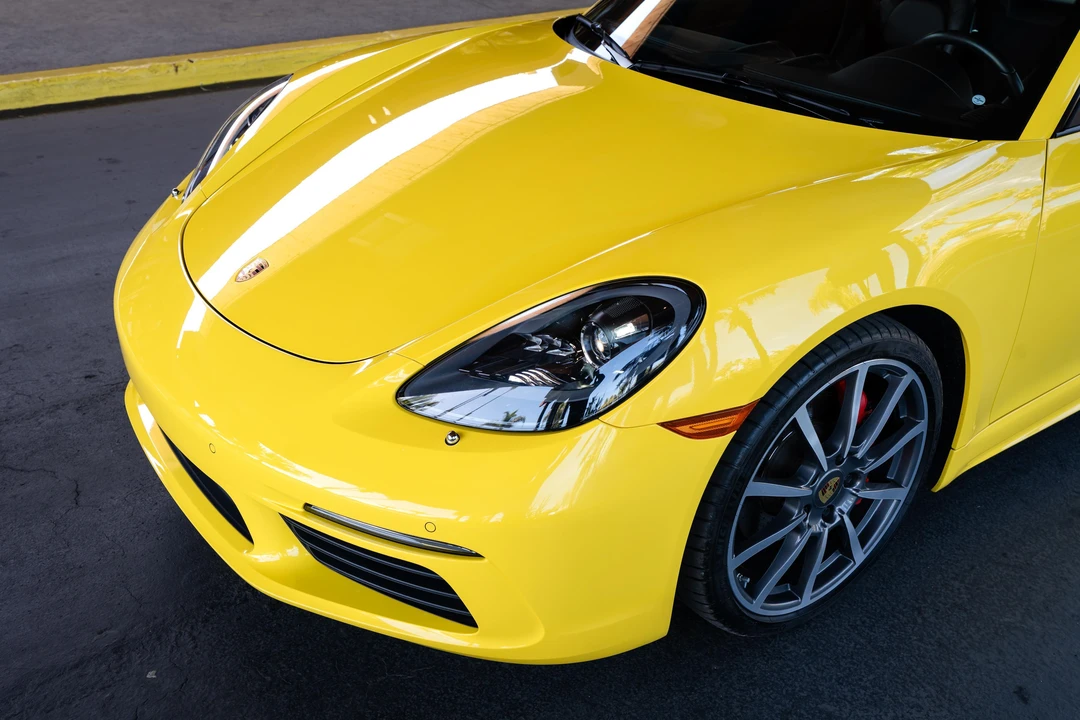 2018 Porsche 718 Cayman S - Image 17 of 31