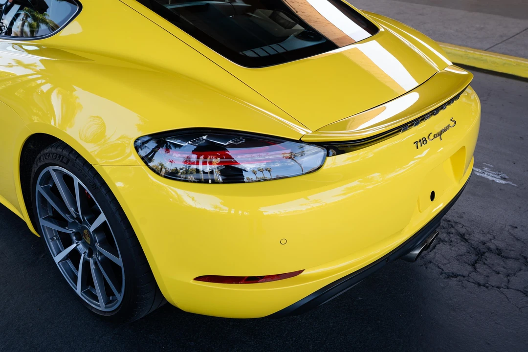 2018 Porsche 718 Cayman S - Image 21 of 31
