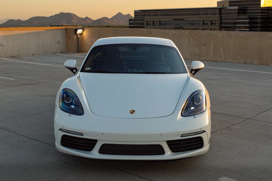 2018 Porsche 718 Cayman S - Image 9 of 31