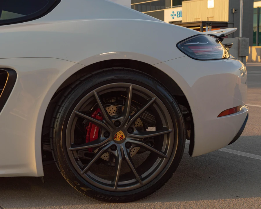 2018 Porsche 718 Cayman S - Image 18 of 31