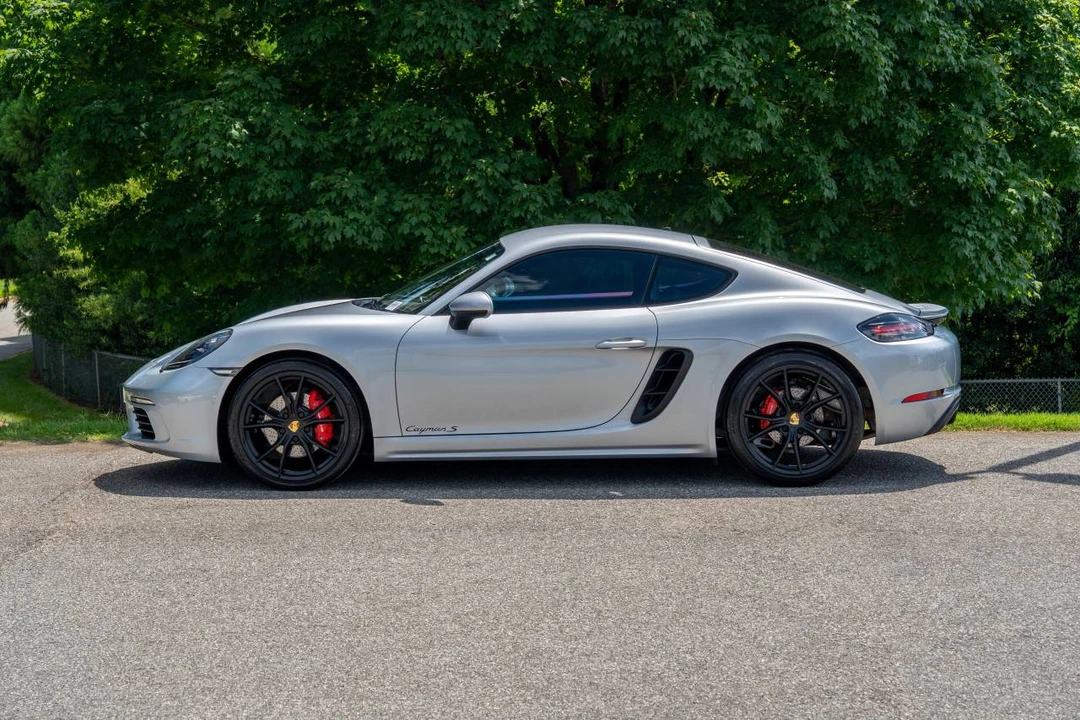 2018 Porsche 718 Cayman S - Image 2 of 5