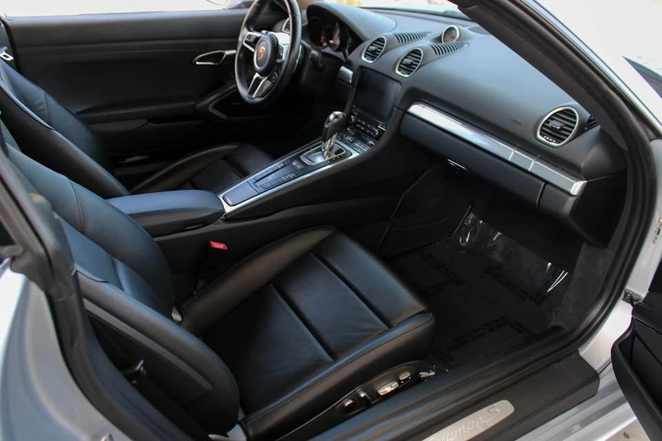 2018 Porsche 718 Cayman S - Image 15 of 20