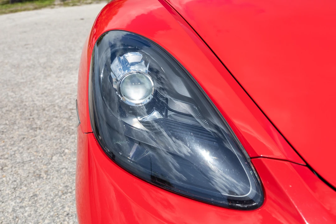 2018 Porsche 718 Cayman - Image 15 of 31