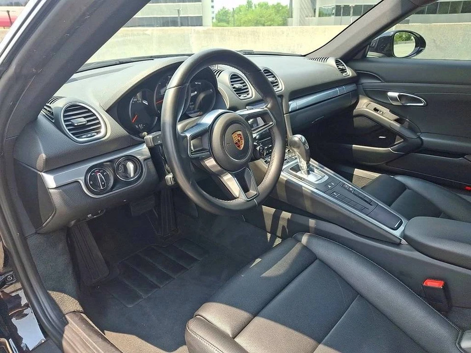 2018 Porsche 718 Cayman - Image 4 of 5