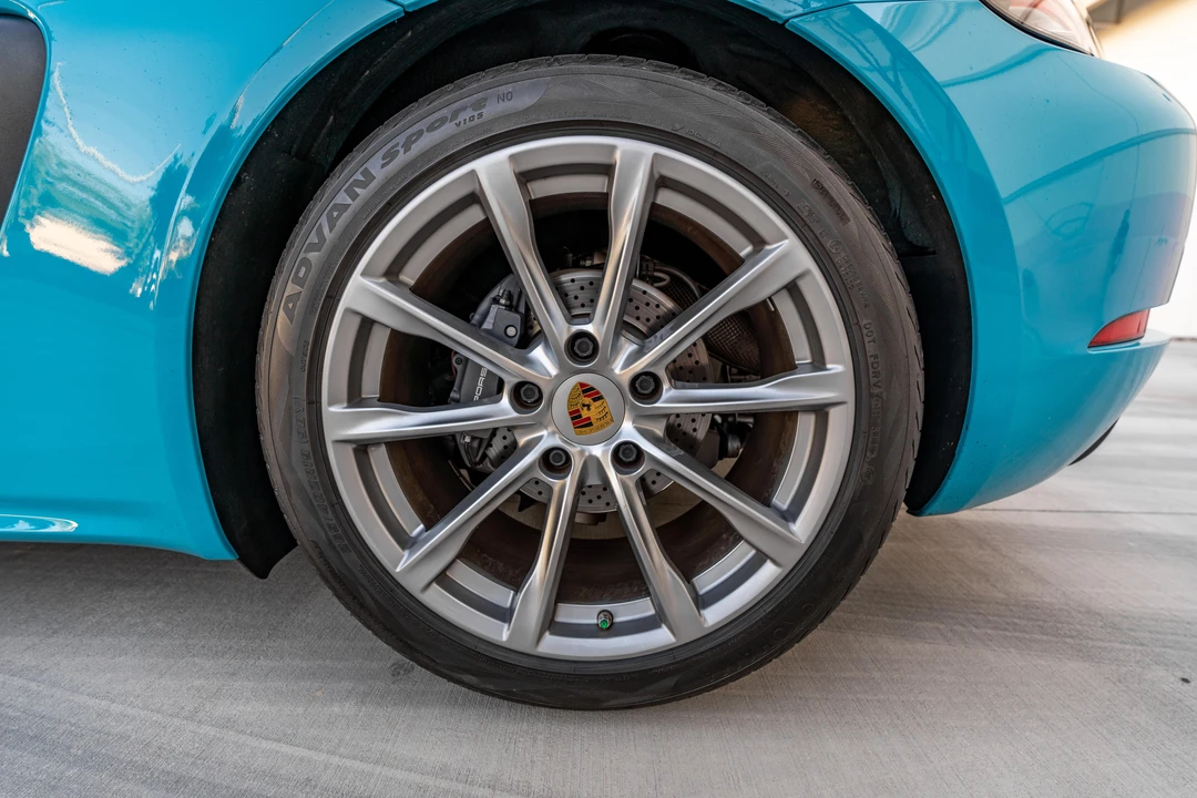 2018 Porsche 718 Cayman - Image 29 of 31
