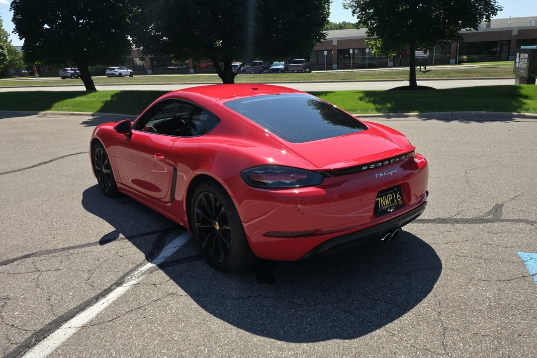 2018 Porsche 718 Cayman - Image 10 of 31