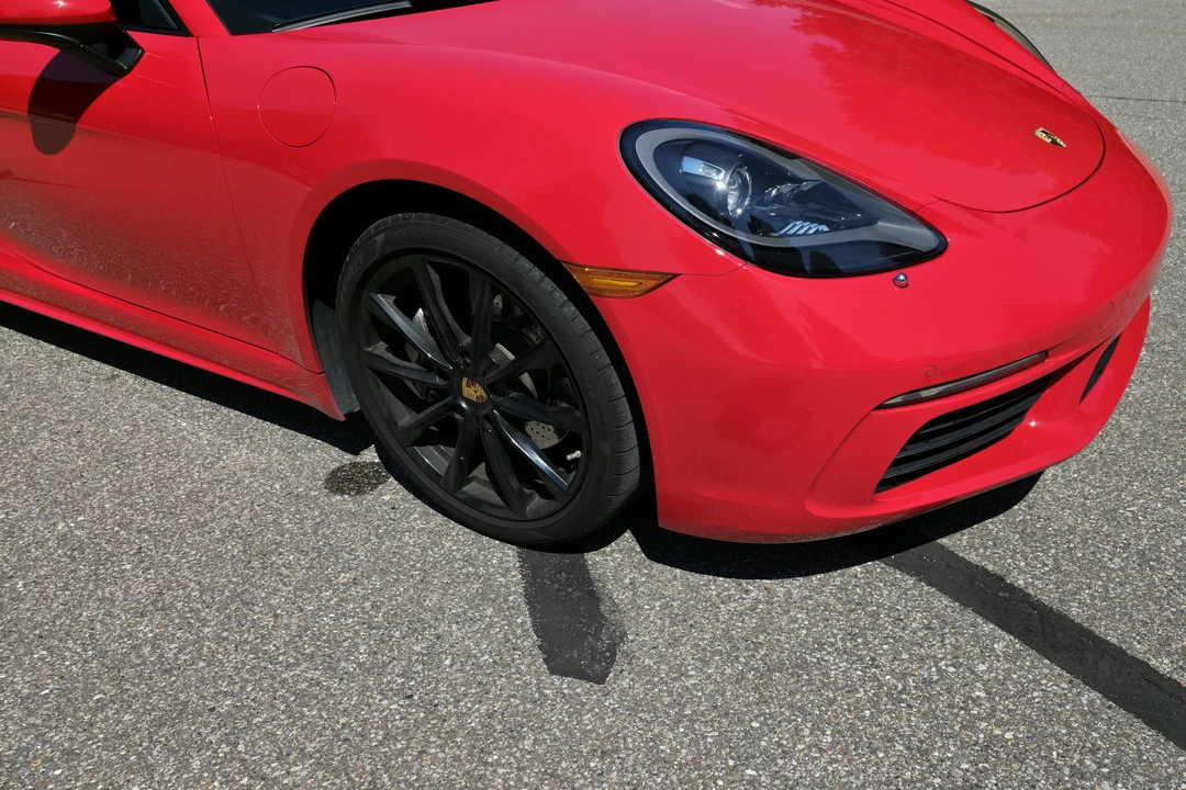 2018 Porsche 718 Cayman - Image 15 of 31