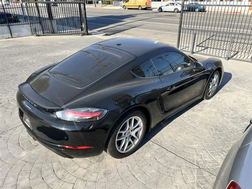 2018 Porsche 718 Cayman - Image 2 of 3