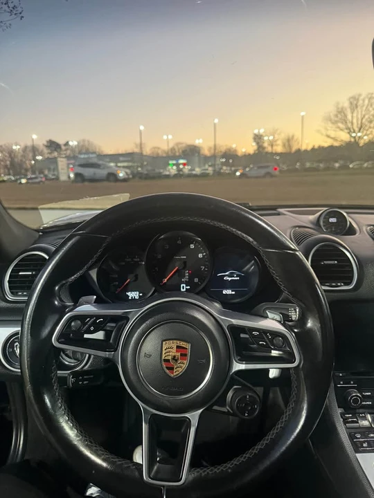 2018 Porsche 718 Cayman - Image 6 of 7