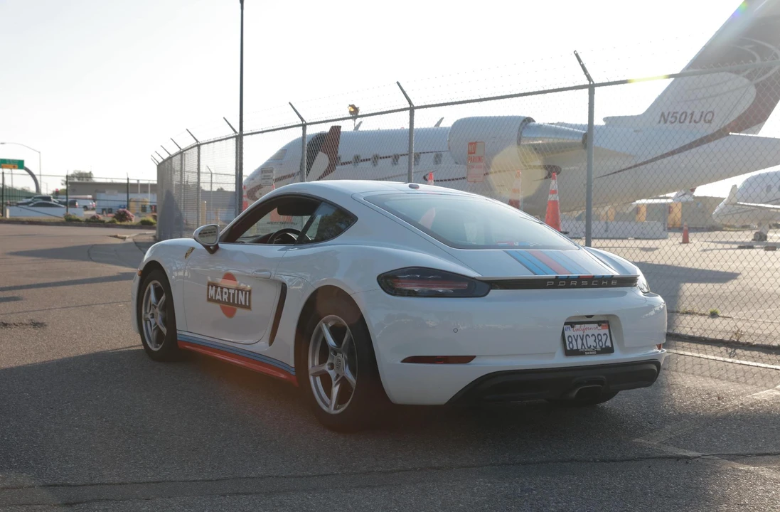 2018 Porsche 718 Cayman - Image 10 of 31