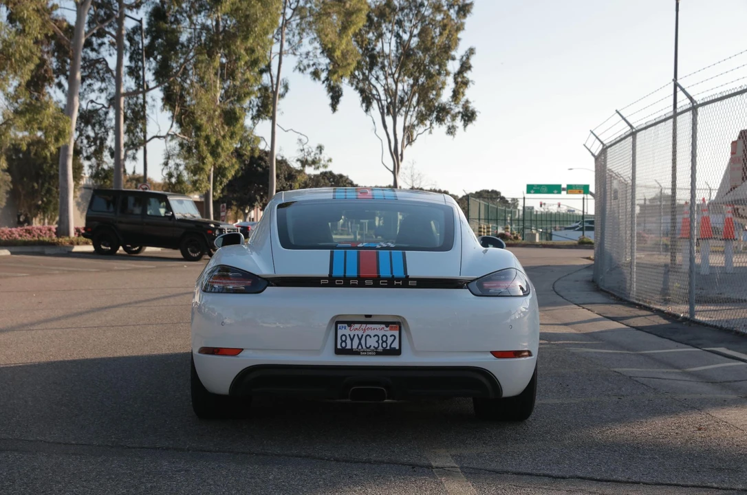 2018 Porsche 718 Cayman - Image 11 of 31