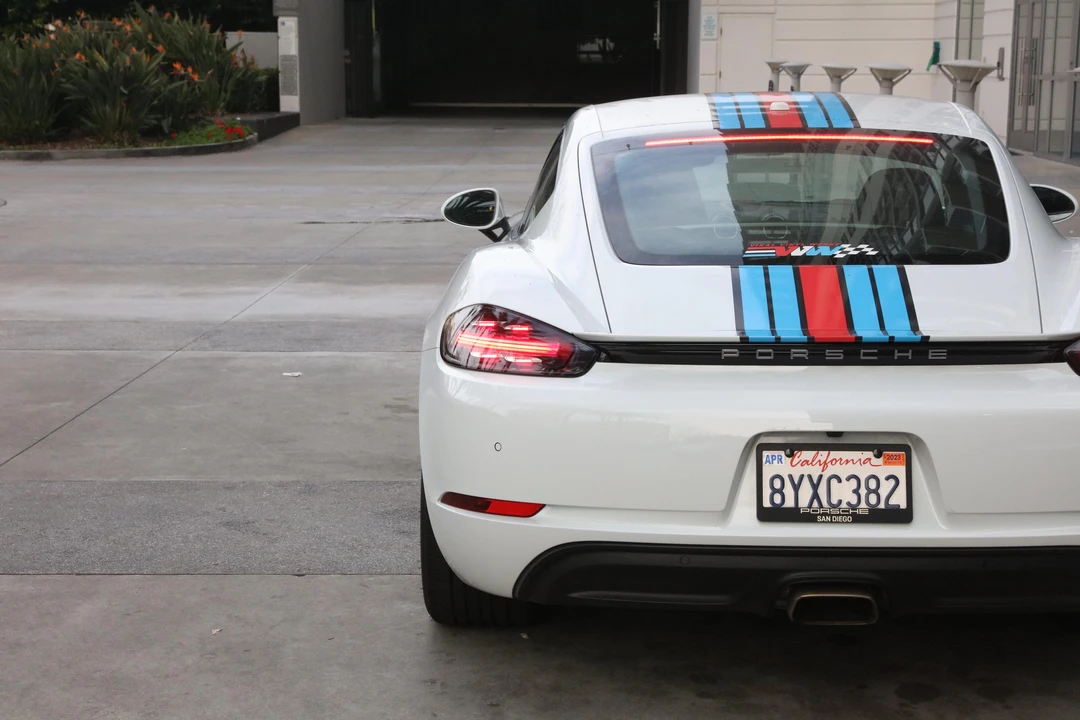 2018 Porsche 718 Cayman - Image 31 of 31