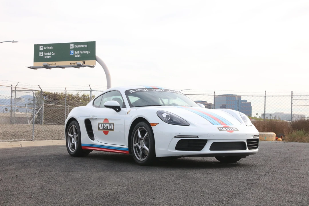 2018 Porsche 718 Cayman - Image 14 of 31