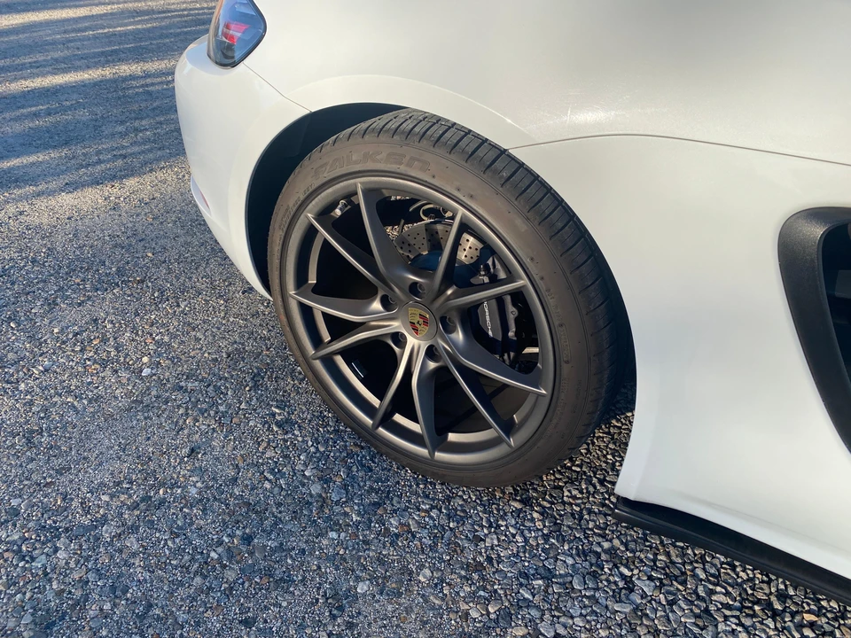 2018 Porsche 718 Cayman - Image 29 of 31