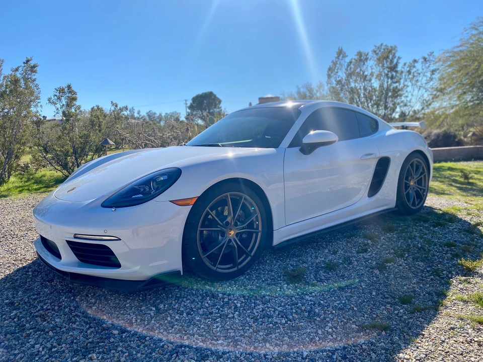2018 Porsche 718 Cayman - Image 9 of 31