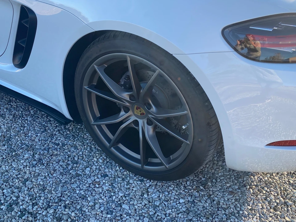 2018 Porsche 718 Cayman - Image 25 of 31