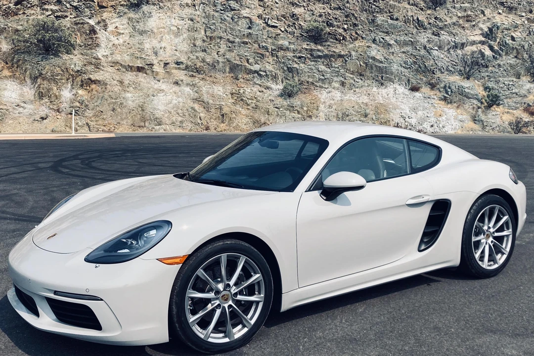 2018 Porsche 718 Cayman - Image 9 of 31