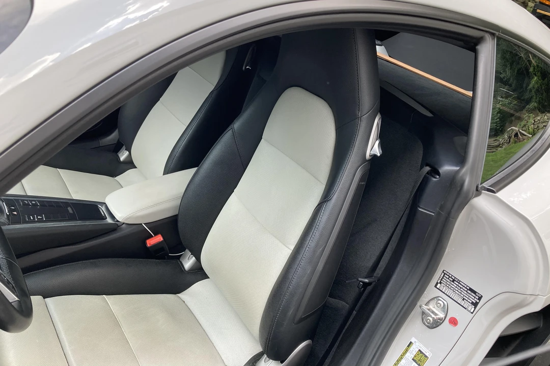 2018 Porsche 718 Cayman - Image 30 of 31