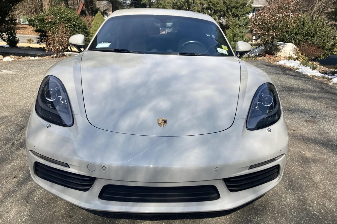 2018 Porsche 718 Cayman - Image 2 of 31
