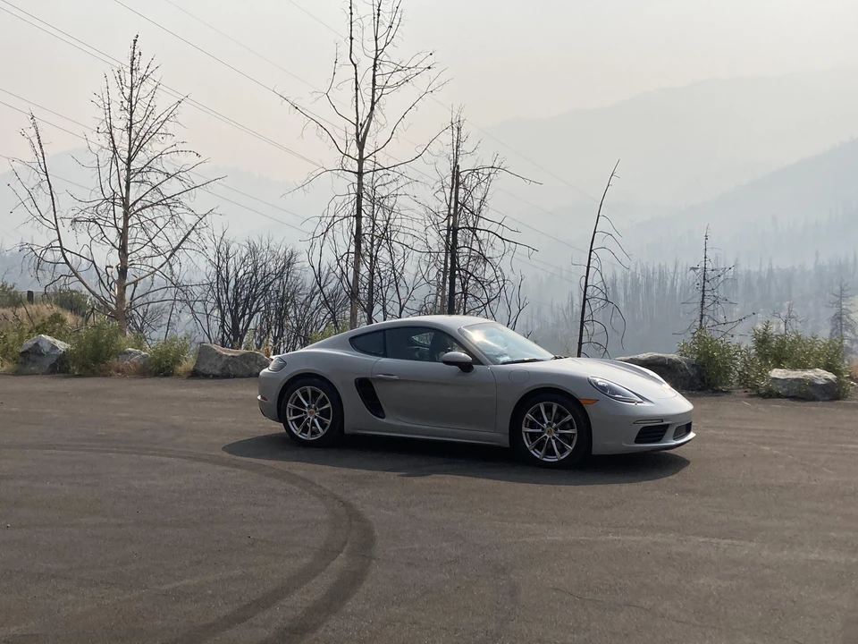 2018 Porsche 718 Cayman - Image 18 of 31