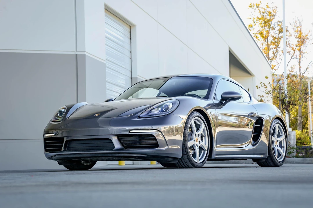 2018 Porsche 718 Cayman - Image 8 of 31