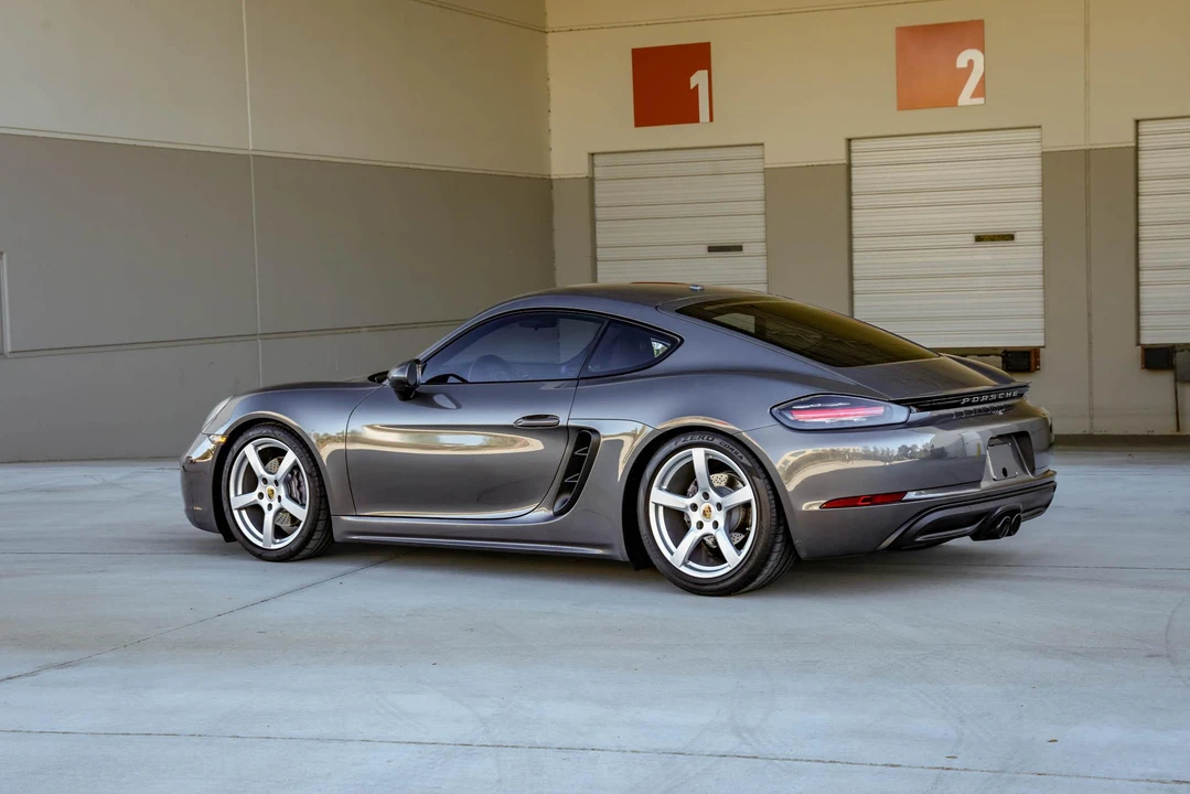 2018 Porsche 718 Cayman - Image 12 of 31