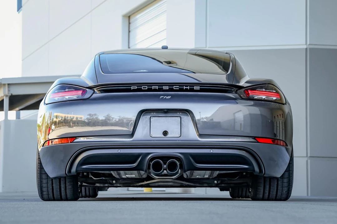 2018 Porsche 718 Cayman - Image 15 of 31