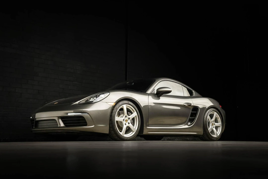 2018 Porsche 718 Cayman - Image 25 of 31