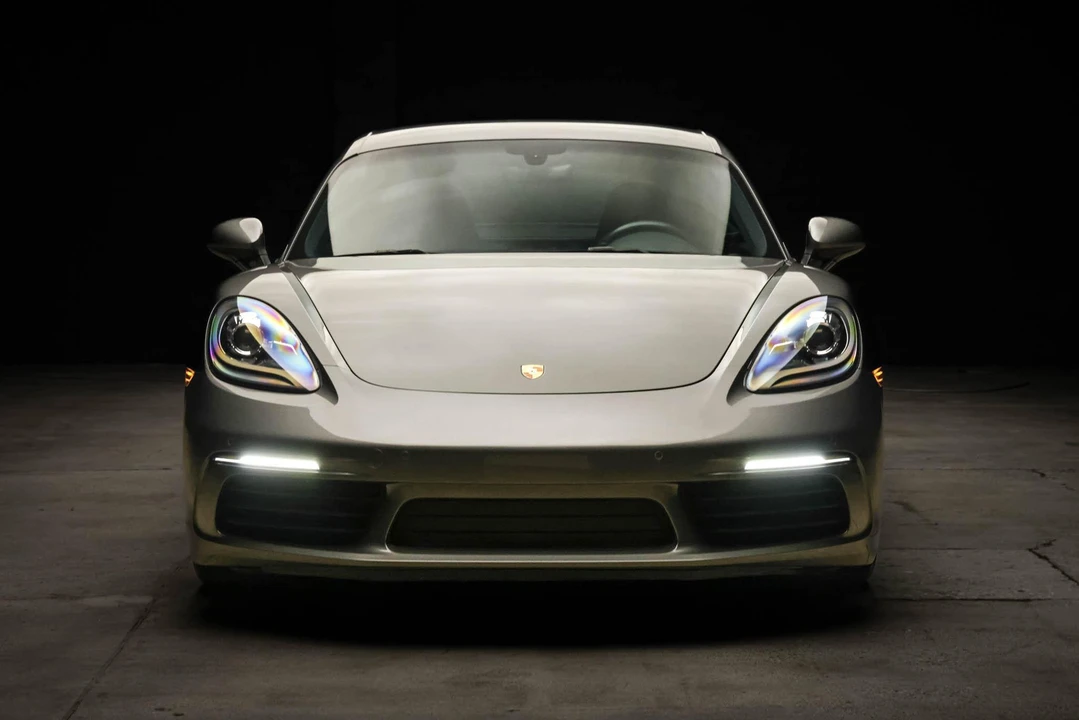 2018 Porsche 718 Cayman - Image 2 of 31