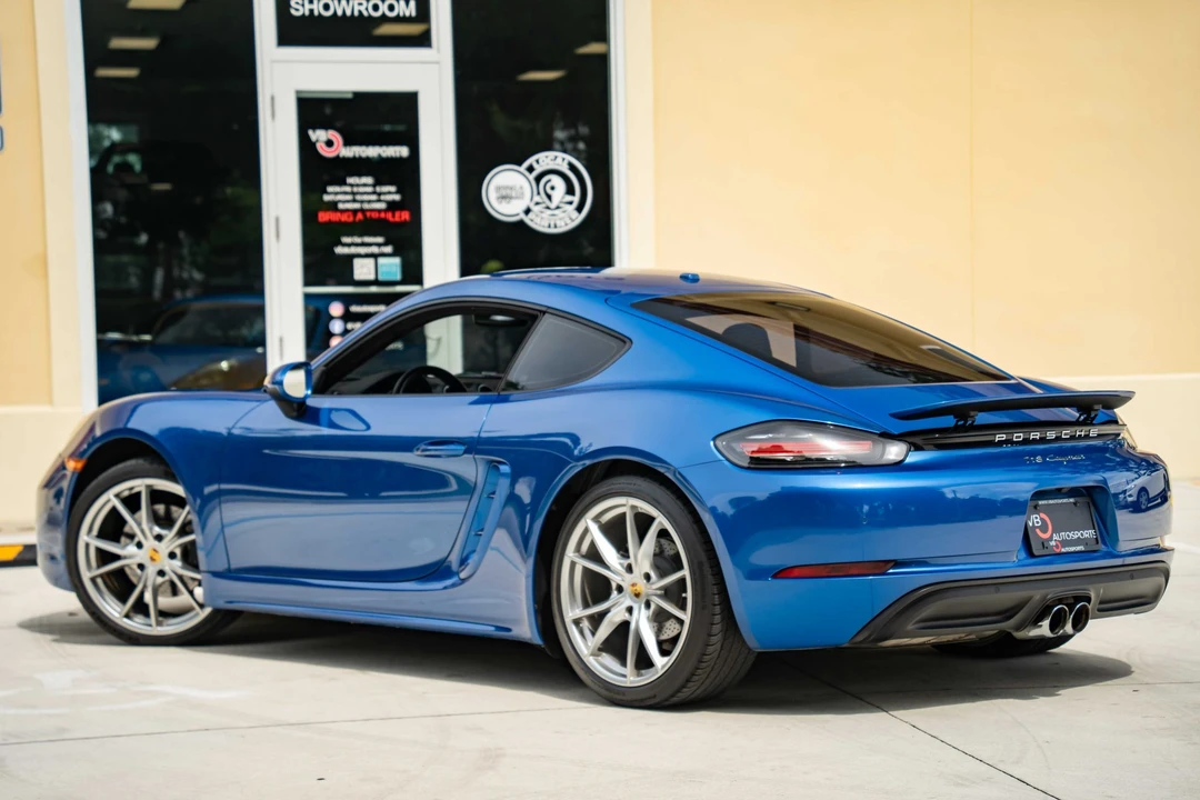2018 Porsche 718 Cayman - Image 16 of 31