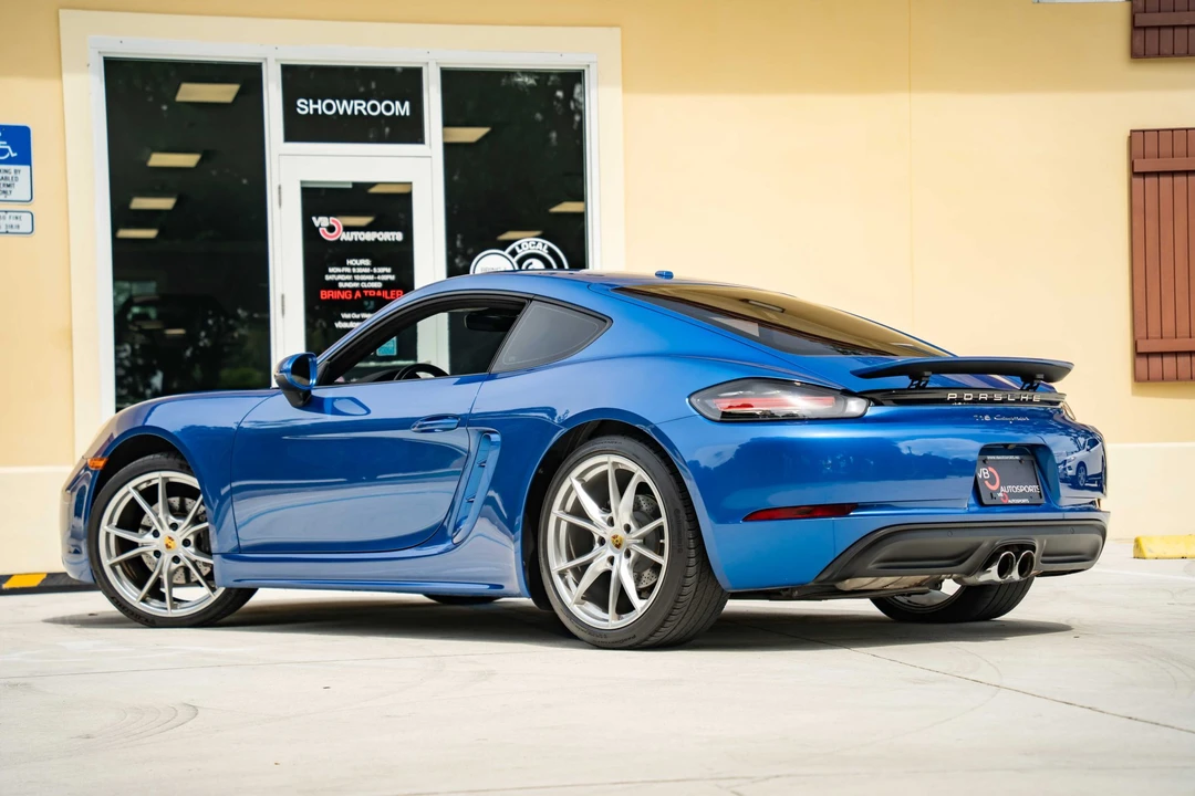 2018 Porsche 718 Cayman - Image 17 of 31