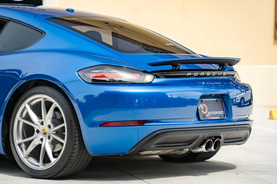 2018 Porsche 718 Cayman - Image 26 of 31