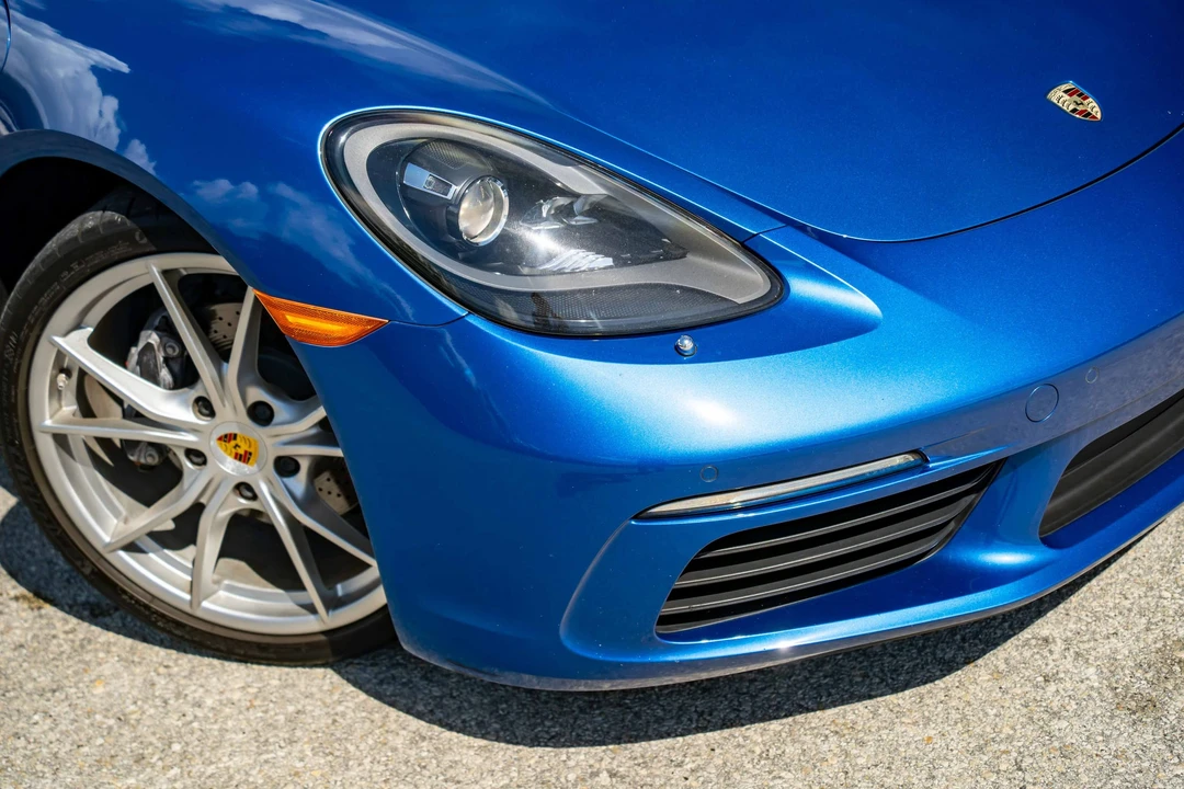 2018 Porsche 718 Cayman - Image 25 of 31