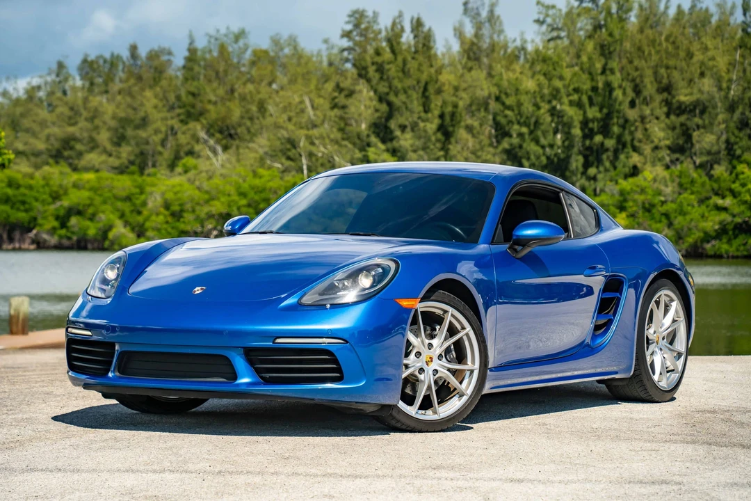 2018 Porsche 718 Cayman - Image 2 of 31